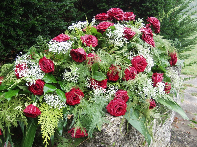 funeraire-ST AUBAN-min_roses-61203